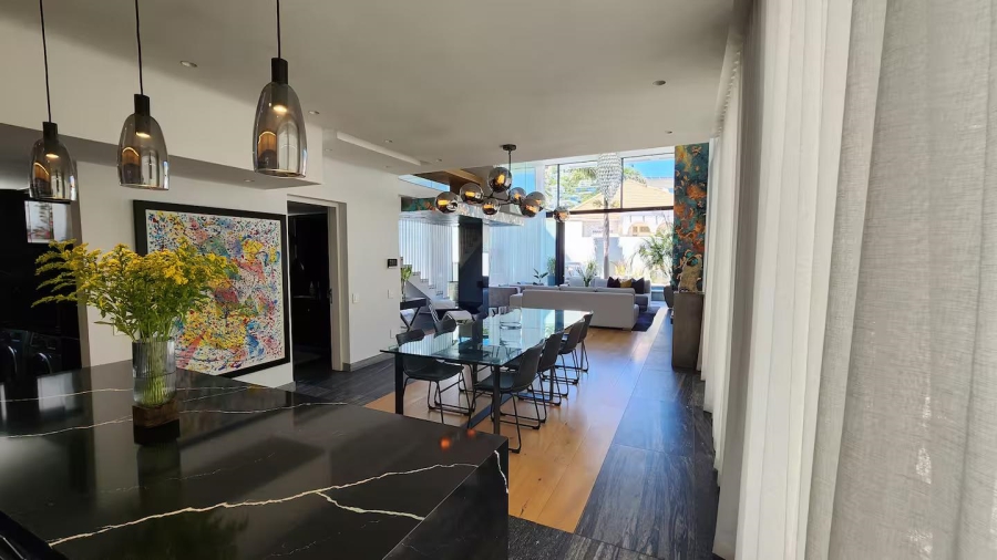 3 Bedroom Property for Sale in Bantry Bay Western Cape